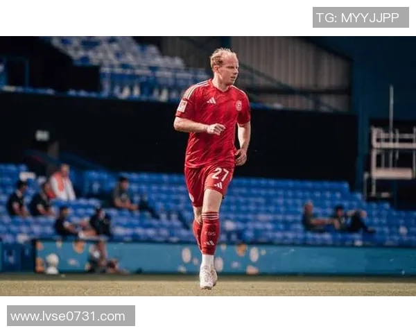 杜塞尔多夫队长因伤缺阵,影响球队状态分析 杜塞尔多夫队长因伤缺阵,影响球队状态分析